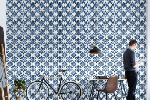 Living room coastal peel & stick wallpaper Indigo Floral Medley Living room coastal peel & stick wallpaper Indigo Floral Medley